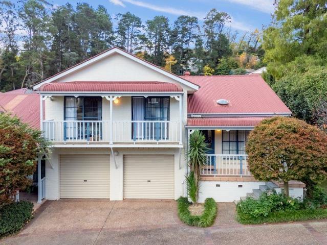Townhouse for sale in Sydney, New South Wales
