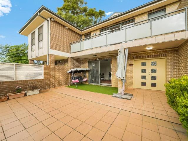 Townhouse for sale in Sydney, New South Wales