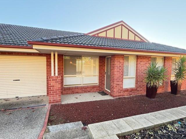 Townhouse for rent in Albury, New South Wales