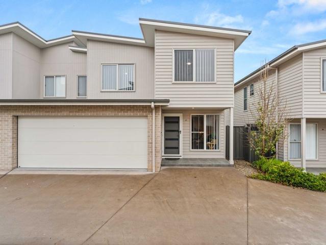 Townhouse for sale in South Nowra, New South Wales