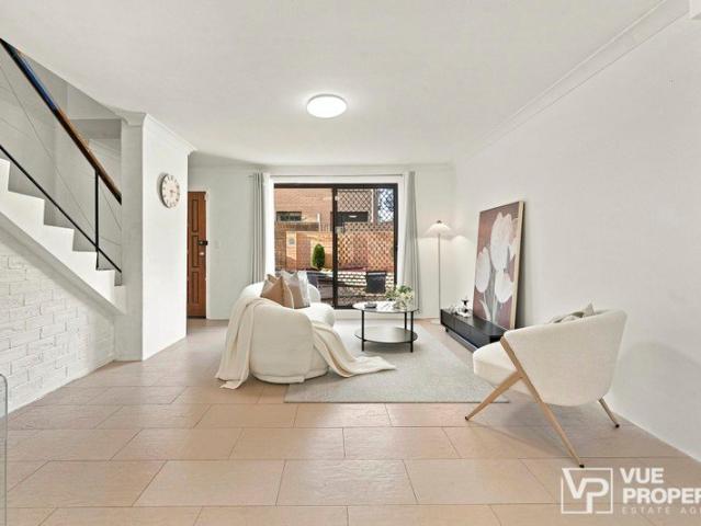 Townhouse for sale in Sydney, New South Wales