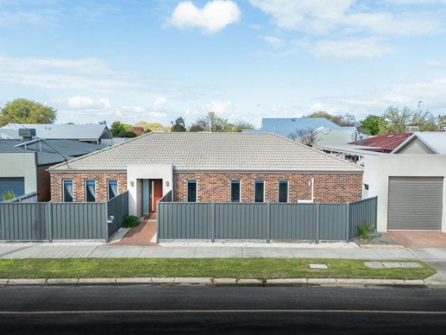 Townhouse for sale in Horsham, Rural City of Horsham