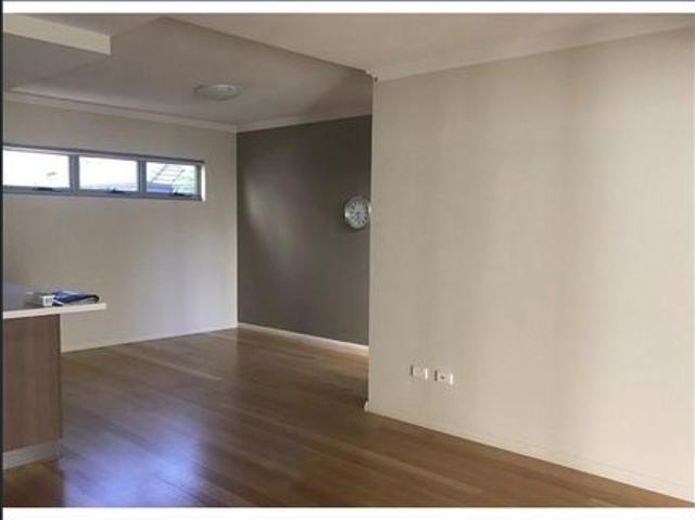 Townhouse for rent in Stirling, Western Australia