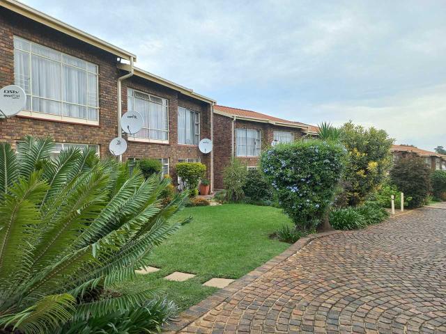 Townhouse for sale in Ekurhuleni, Gauteng