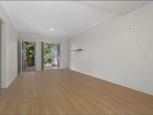 Townhouse for rent in Toombul, Queensland
