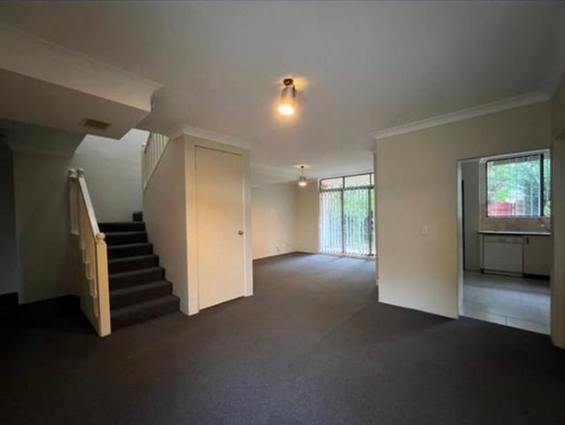 Townhouse for rent in Sydney, New South Wales