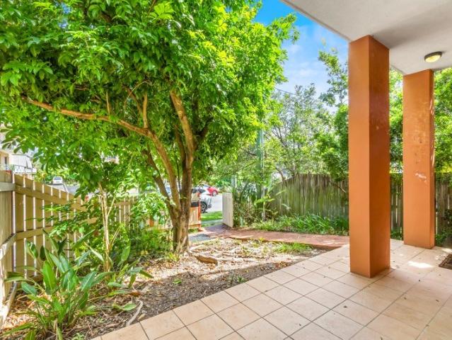 Townhouse for rent in Toombul, Queensland