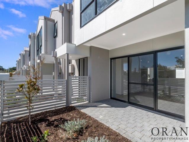 Townhouse for rent in Girrawheen, City of Wanneroo