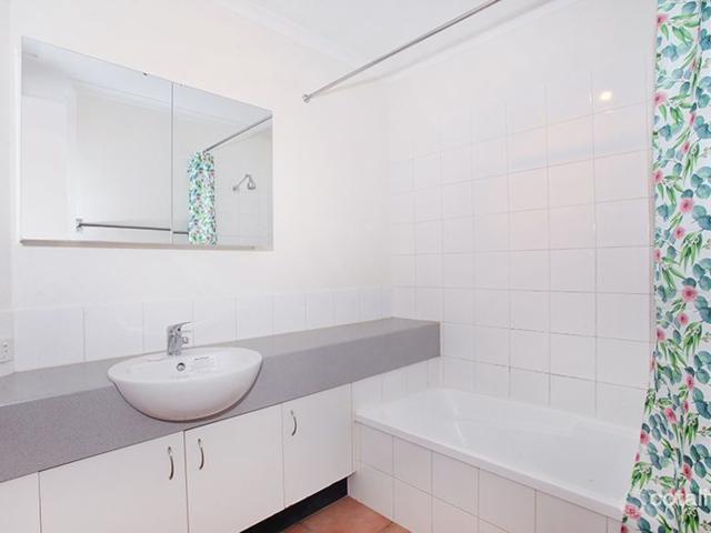 Townhouse for sale in Kings Creek, Queensland