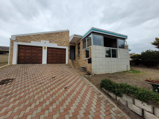 Townhouse for sale in Cape St Francis, Eastern Cape