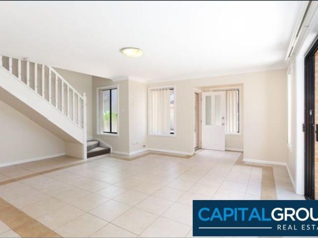 Townhouse for rent in Granville, Sydney