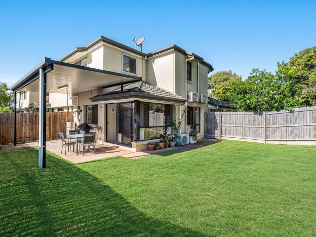 Townhouse for sale in Toombul, Queensland
