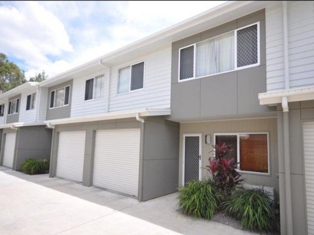 Townhouse for rent in Toombul, Queensland