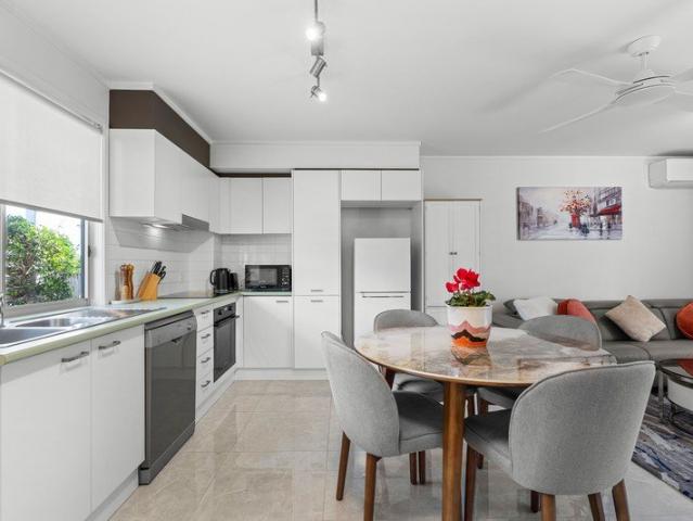 Apartment for sale in Carina, Greater Brisbane