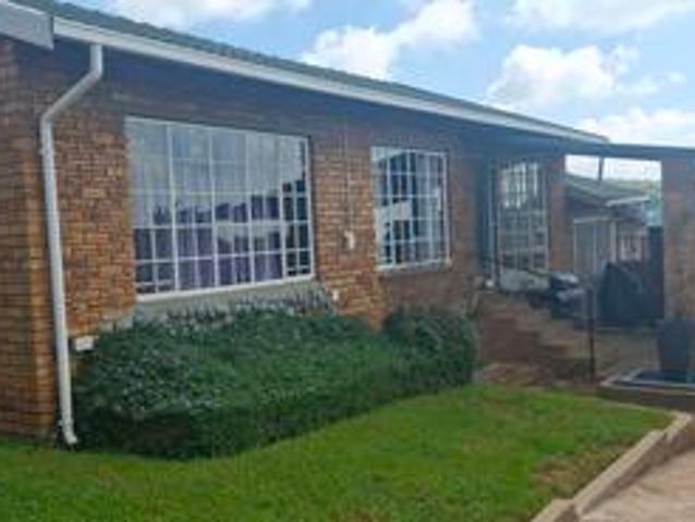 Townhouse for sale in Kagiso, Gauteng