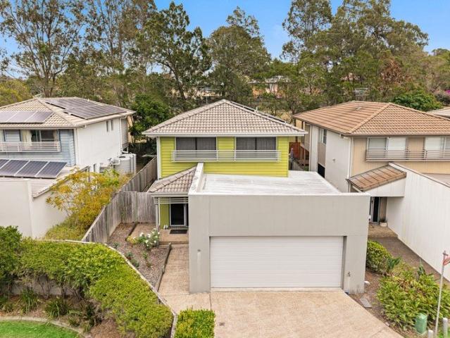 Townhouse for sale in Runcorn, Greater Brisbane