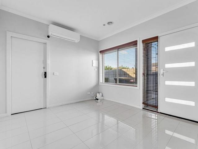 Townhouse for rent in Camerons Creek, Victoria
