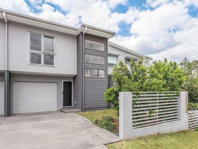 Townhouse for rent in Alderley, Greater Brisbane