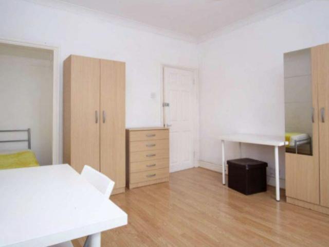 Room for rent in Forest Gate, Greater London