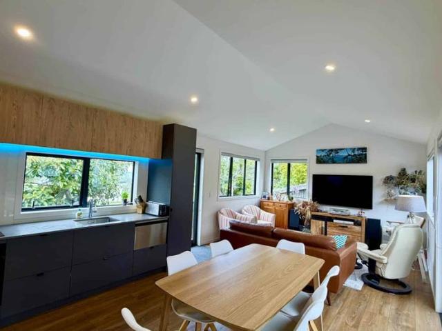 House for rent in Matakatia, Hibiscus and Bays