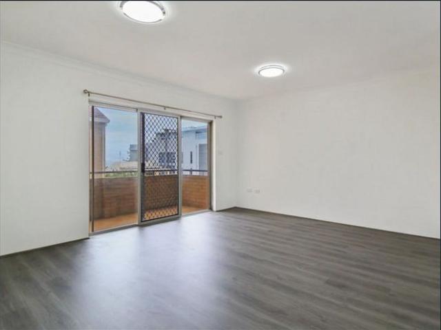 Apartment for rent in Wollongong West, New South Wales