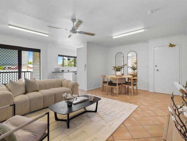 Apartment for sale in Indooroopilly, Greater Brisbane
