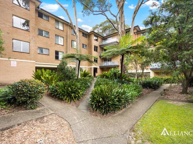 Apartment for rent in Lower North Shore, Sydney