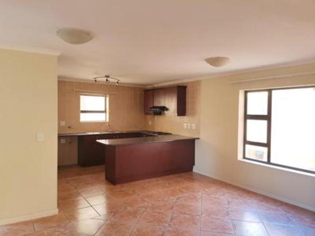 Apartment for sale in Brackenfell, City of Cape Town