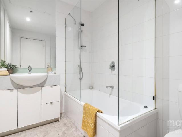 Apartment for rent in Southbank, Melbourne