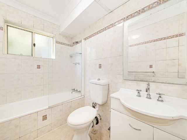Apartment for rent in Cammeray