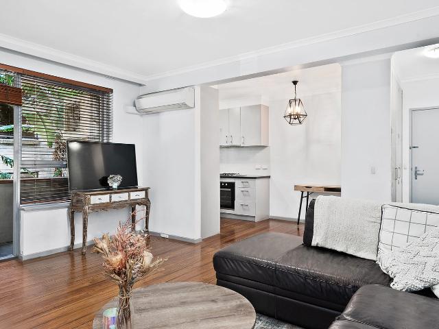 Apartment for rent in St Kilda, Melbourne