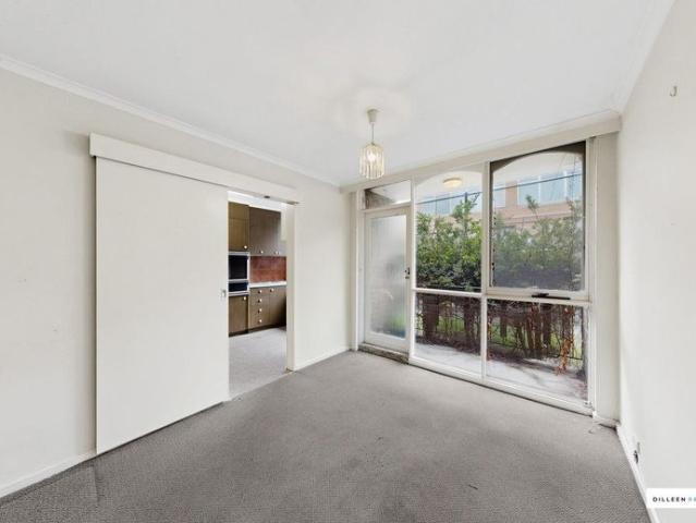 Apartment for rent in Elsternwick, Melbourne