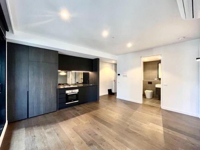 Apartment for rent in West Melbourne, Melbourne