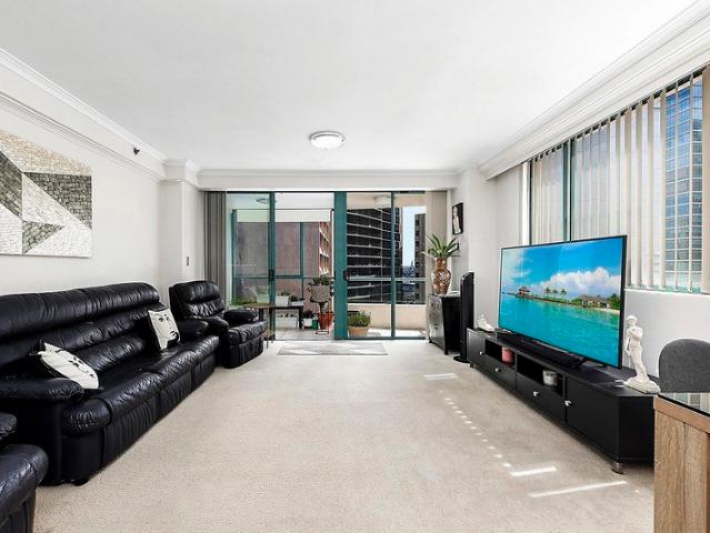 Apartment for rent in Thai Town, Sydney