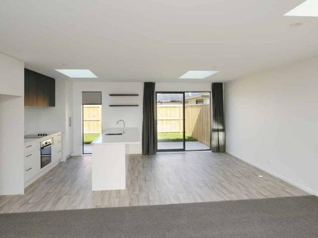 Townhouse for rent in Rolleston, Canterbury