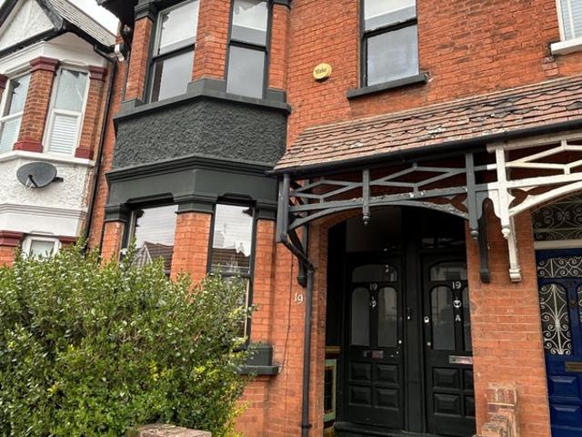 Apartment for rent in Harlesden, Greater London