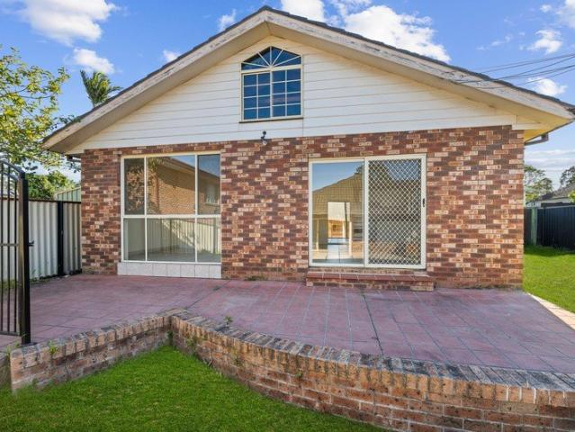 House for rent in Greenacre, Sydney