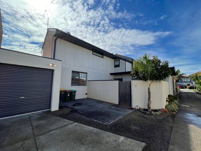 Townhouse for rent in Camerons Creek, Victoria