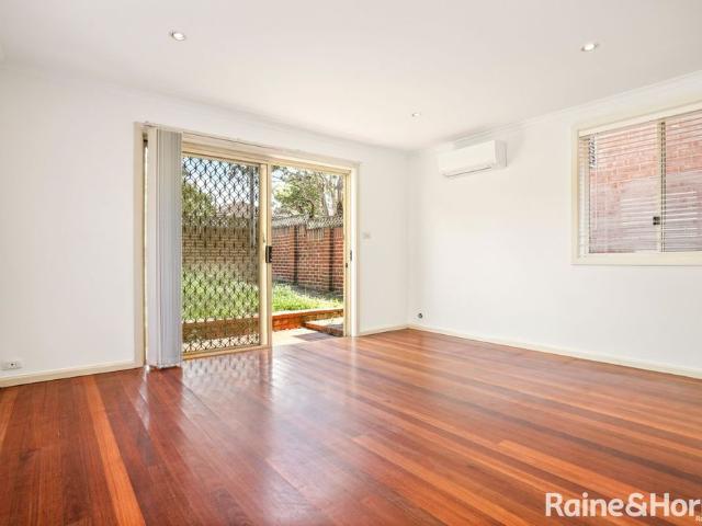 Townhouse for rent in Sydney, New South Wales