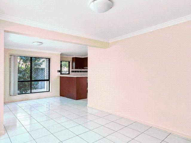 Townhouse for rent in Toombul, Queensland