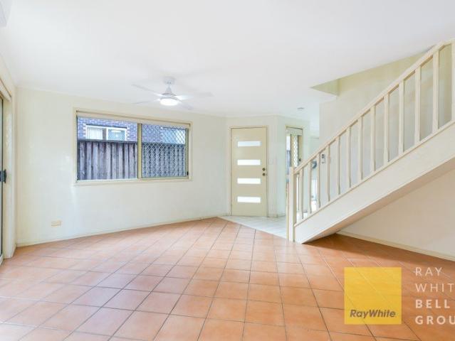 Townhouse for rent in Fernbrook, Queensland