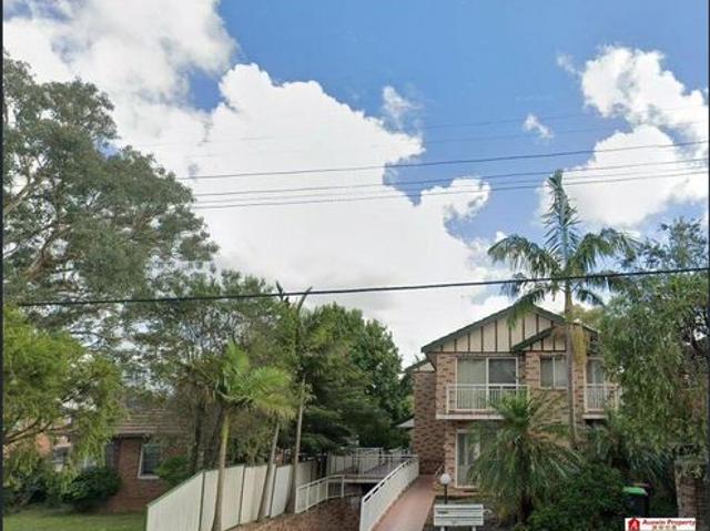 Townhouse for rent in Sydney, New South Wales