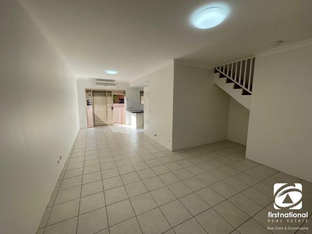 Townhouse for rent in Sydney, New South Wales