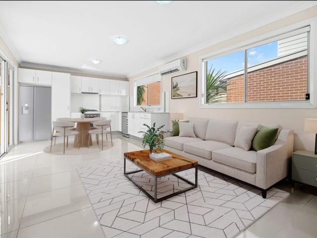 Townhouse for rent in Ambergate, New South Wales