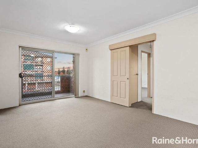 Apartment for rent in Warwick Farm, Sydney