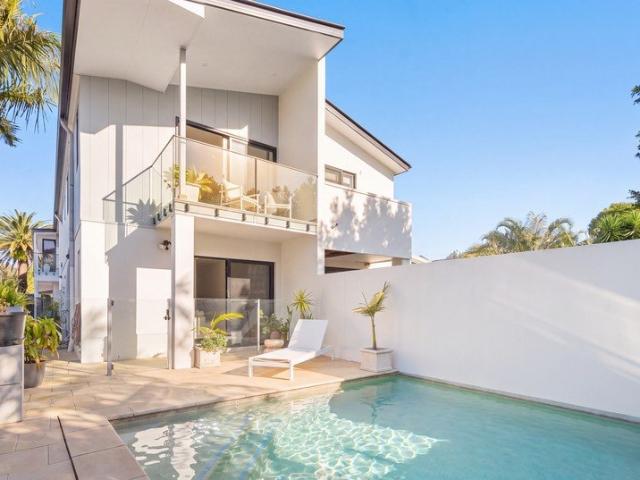 Duplex for sale in Palm Beach, Gold Coast City