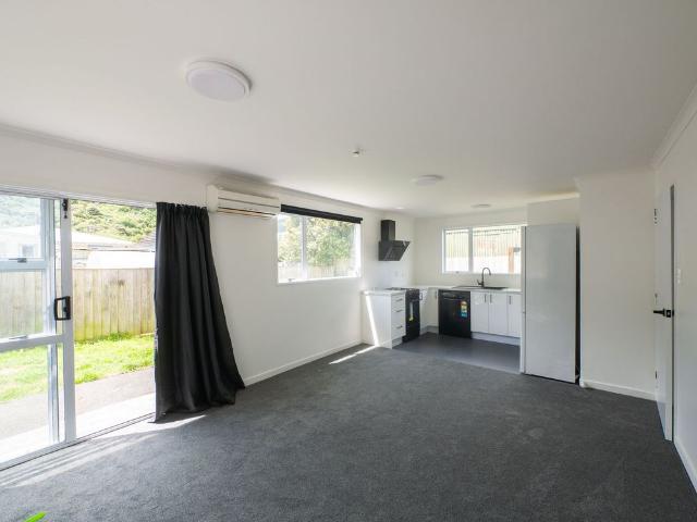 House for rent in Otakou