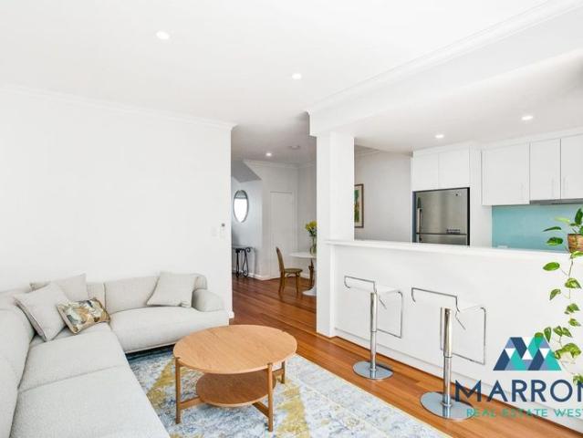 Townhouse for rent in Cockburn, Western Australia