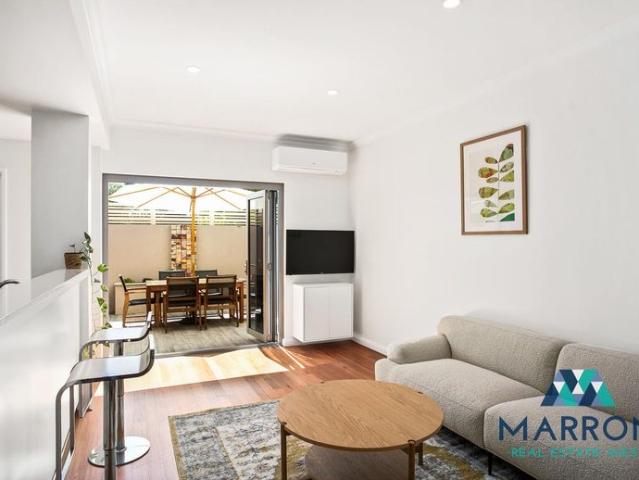 Townhouse for rent in Cockburn, Western Australia