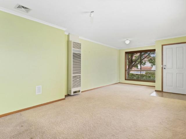 Townhouse for rent in Gordon, Australian Capital Territory